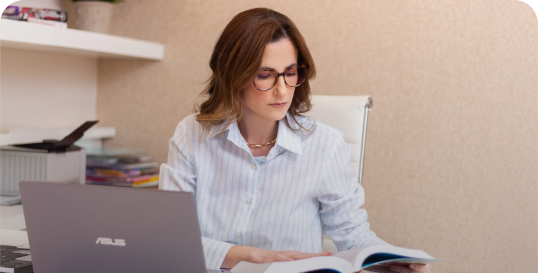 Dra. Carolina Borges em atendimento online